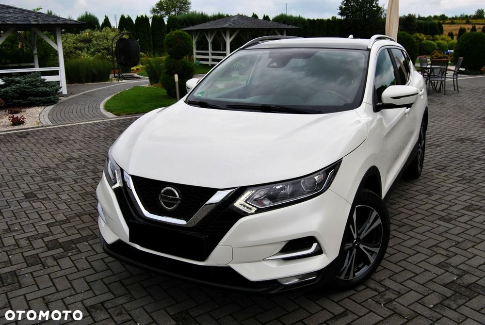 Nissan Qashqai 1.3 DIG-T Tekna - 1