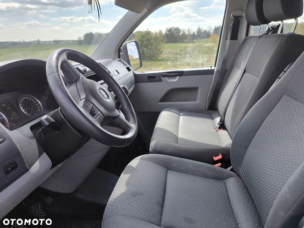 Volkswagen Transporter T5 - 8