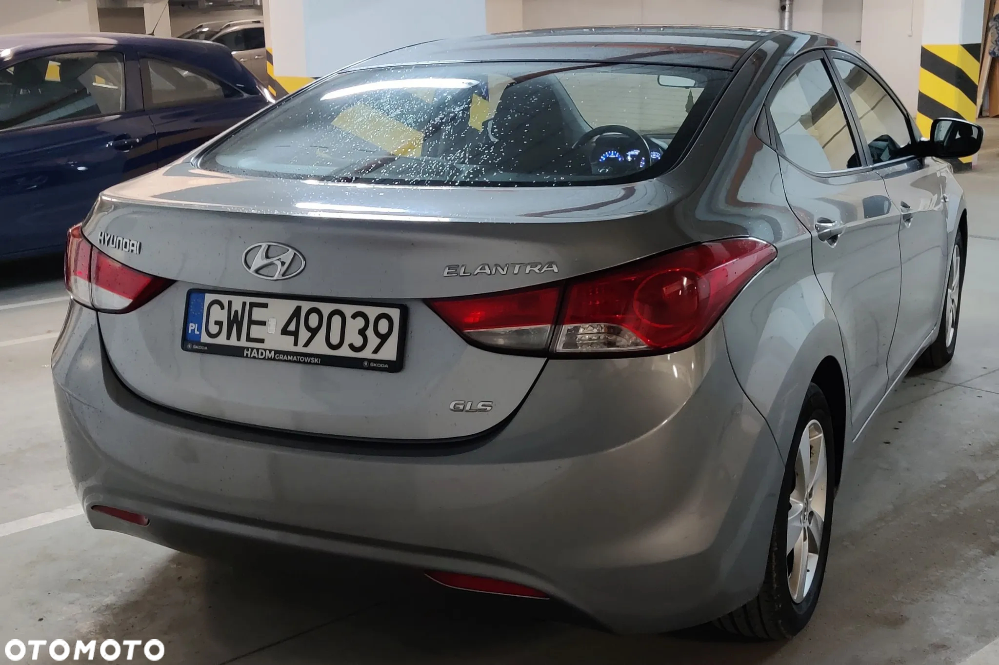 Hyundai Elantra 1.6 Comfort - 5