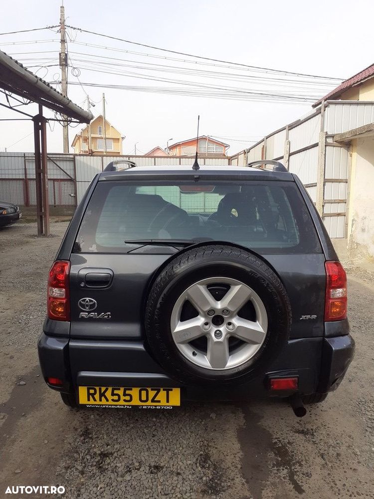 Dezmembrari dezmembrez  Toyota RAV 4 II 2.0 D 2003-2006 - 7