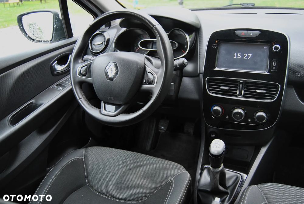 Renault Clio - 11