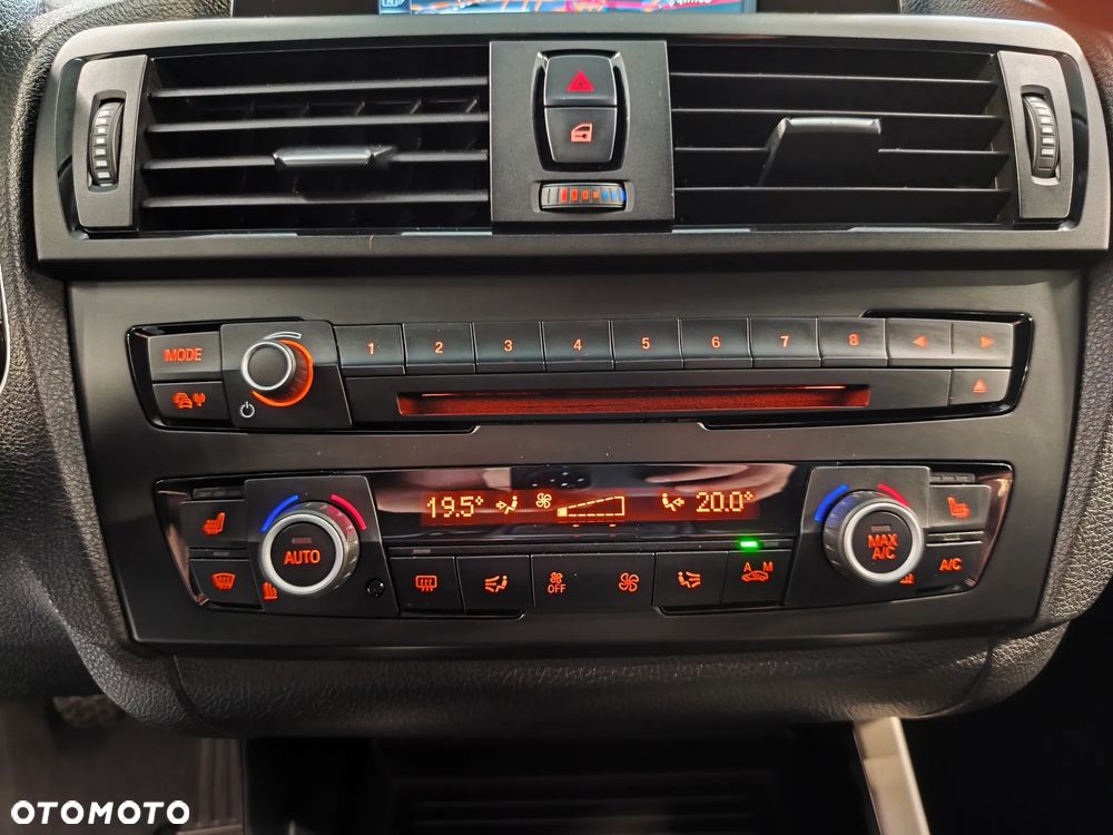 BMW Seria 1 116i Urban Line - 12
