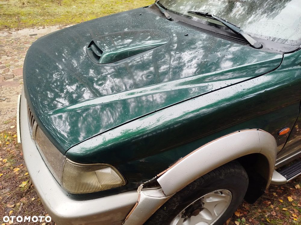 Mitsubishi Pajero Sport 2.5 TD GLS - 17