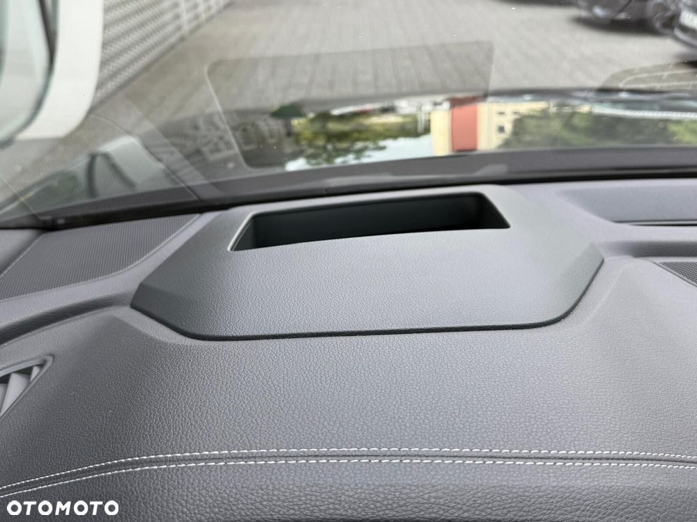 Audi Q8 - 35