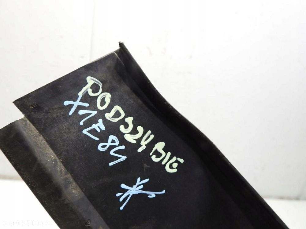 PODSZYBIE DOLNE BMW X1 E84 6925973 - 9