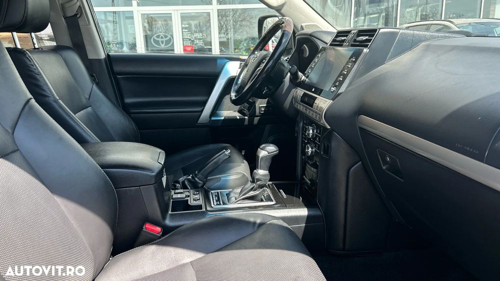 Toyota Land Cruiser 2.8l D-4D 204 CP A/T 7 locuri Luxury AVS - 6