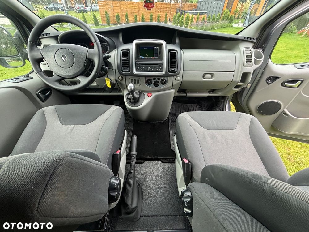 Renault Trafic - 17