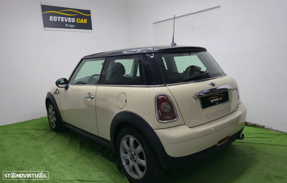 MINI 3 Portas Cooper D - 5