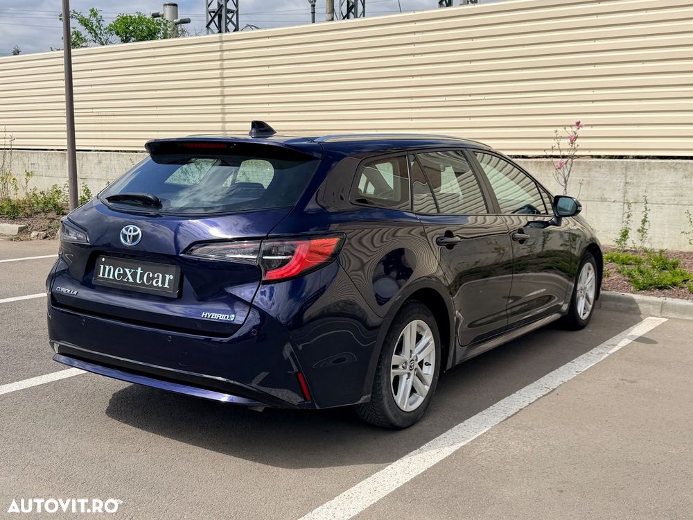 Toyota Corolla 1.8 Business Edition - 4