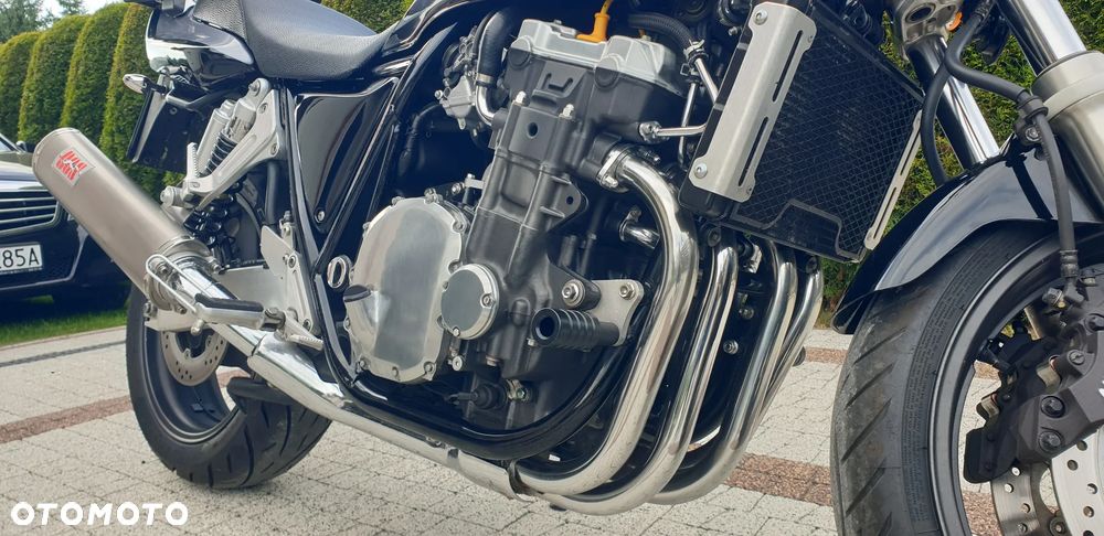 Honda CB - 11