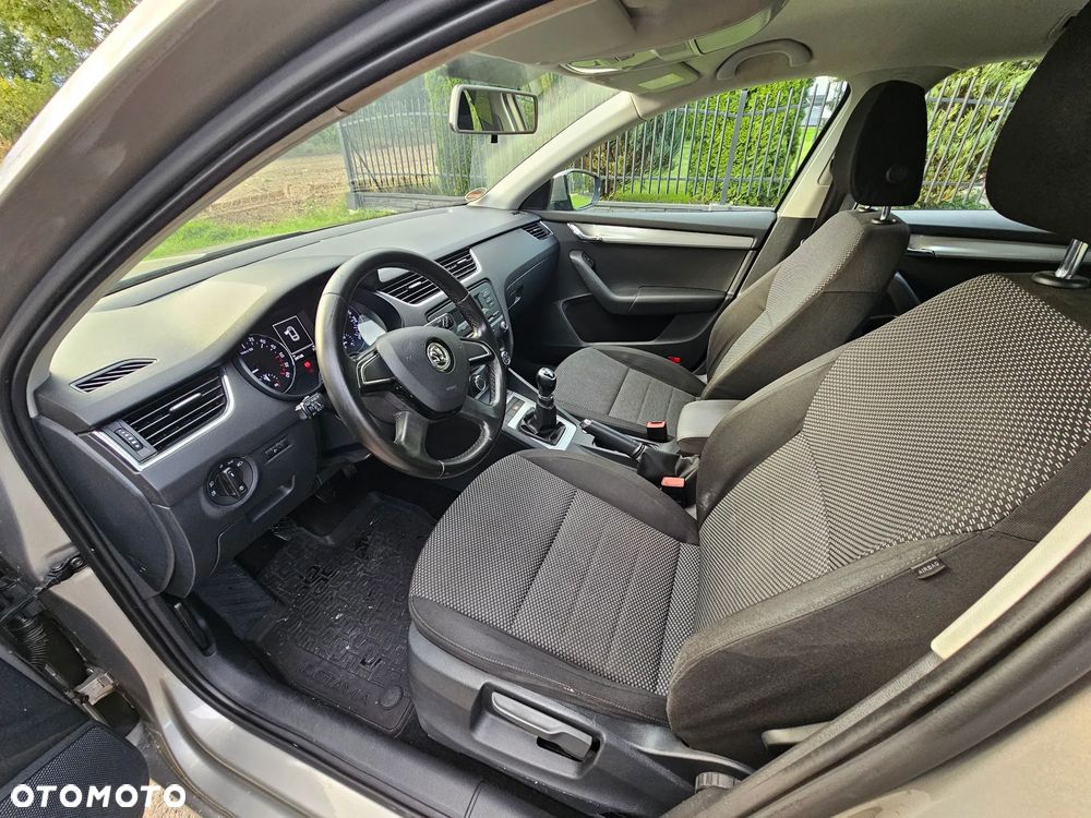Skoda Octavia 2.0 TDI (Green tec) Ambition - 9