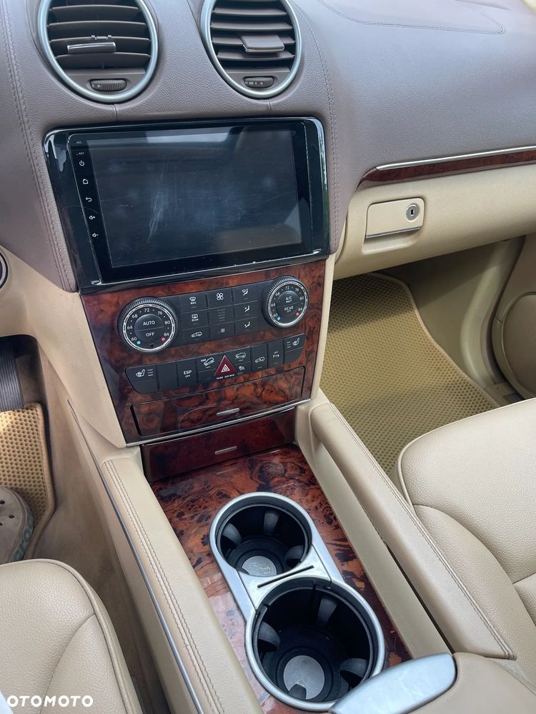 Mercedes-Benz GL - 18
