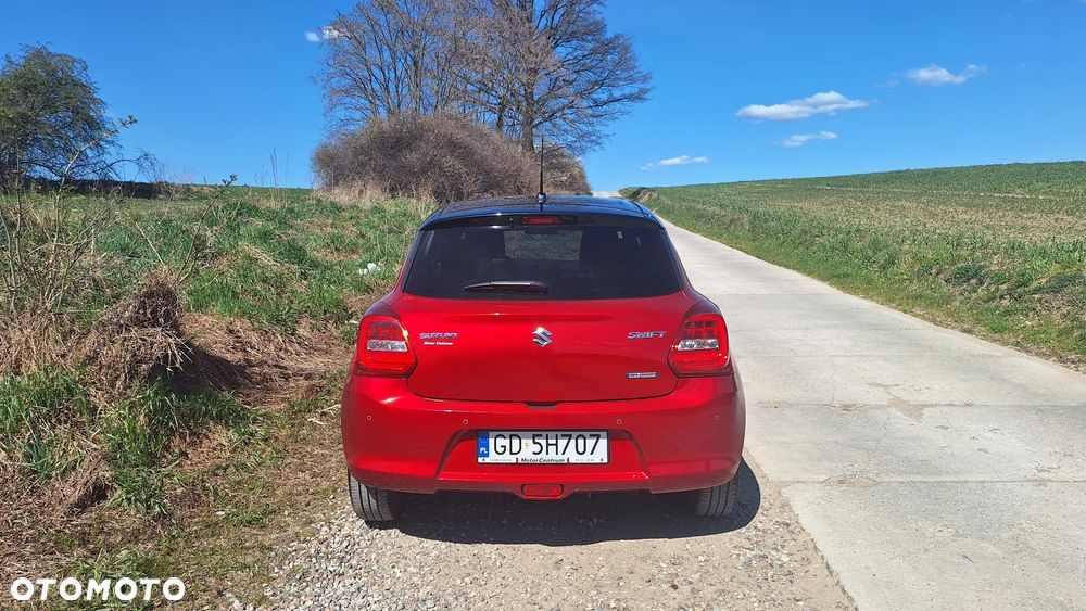Suzuki Swift 1.2 Dualjet SHVS Premium Plus CVT - 4