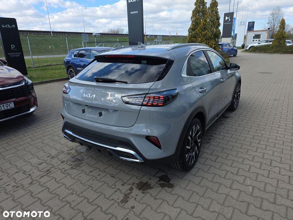 Kia XCeed 1.6 T-GDI Tribute DCT - 6