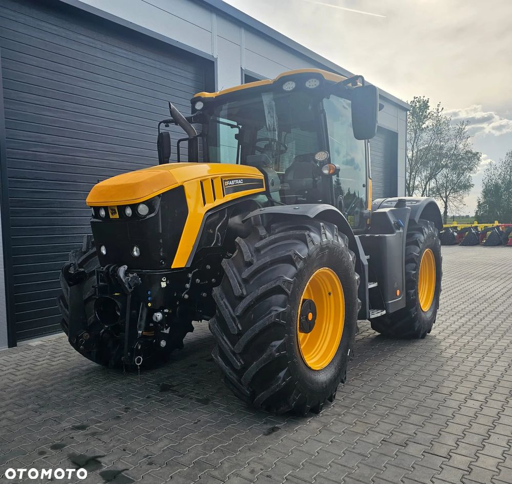JCB FASTRAC 4220 - 8