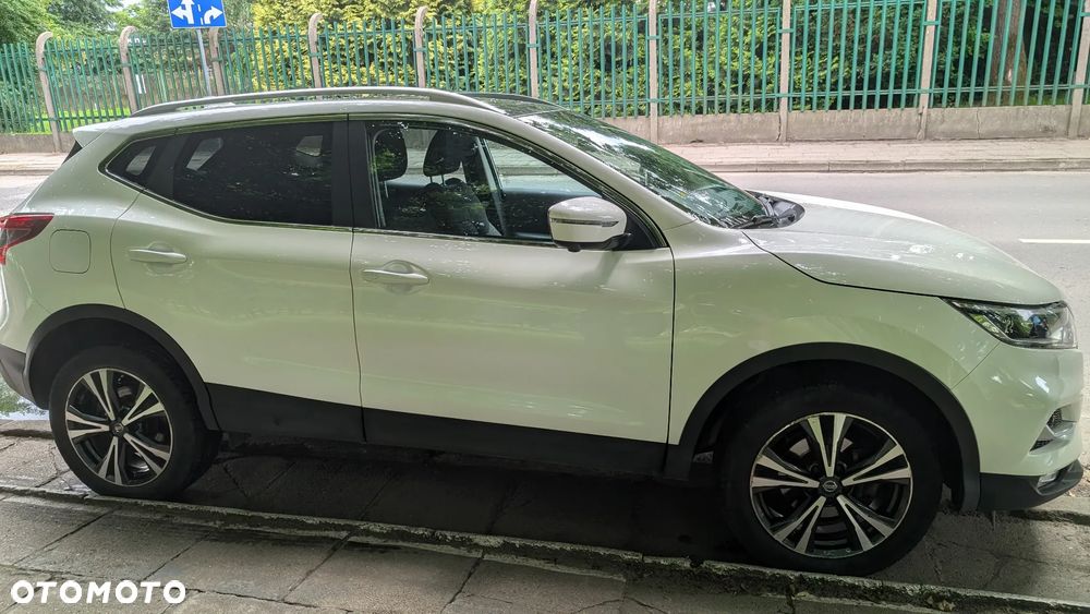 Nissan Qashqai 1.3 DIG-T N-Connecta EU6d - 2