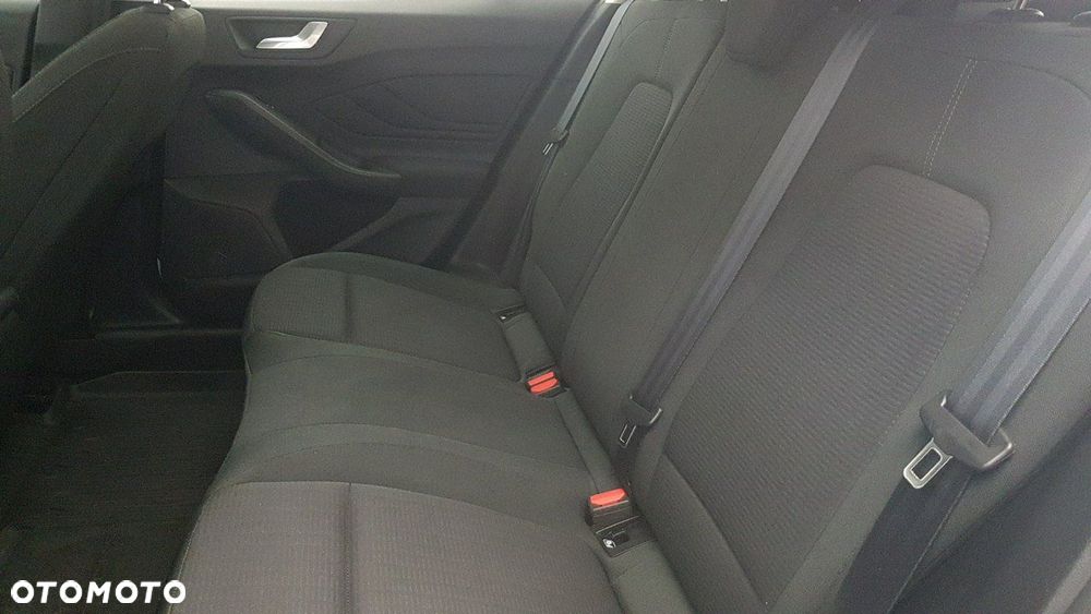 Ford Focus - 17
