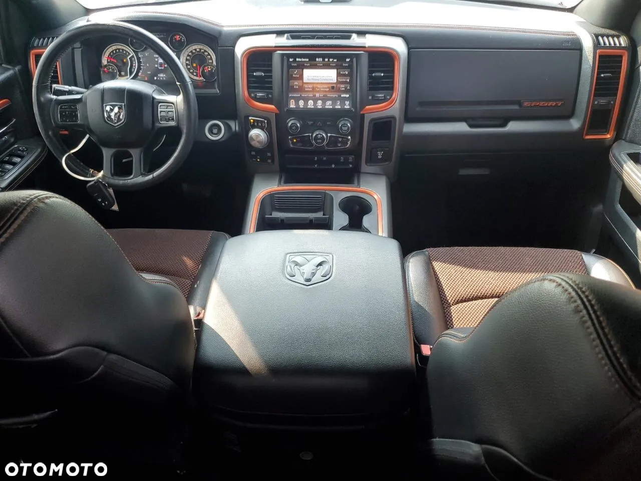 Dodge RAM 1500 5.7 4x4 - 8