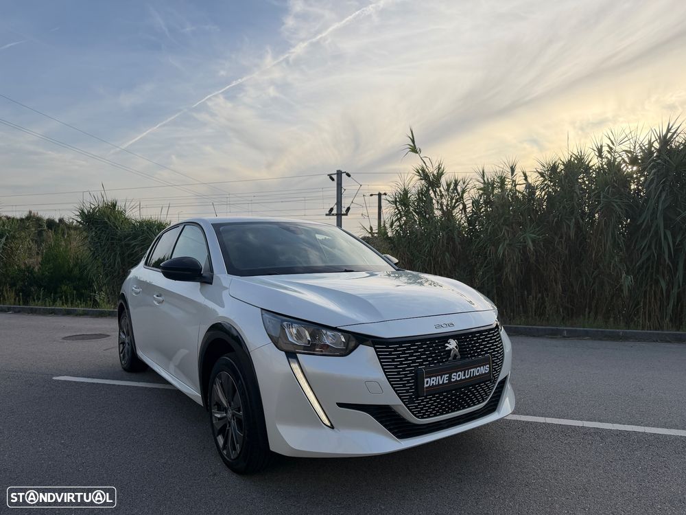 Peugeot e-208 Allure Pack - 20