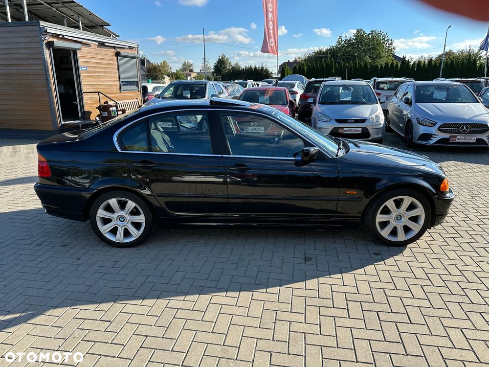BMW Seria 3 - 32
