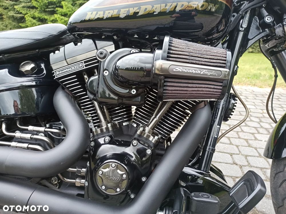 Harley-Davidson Softail Breakout - 14