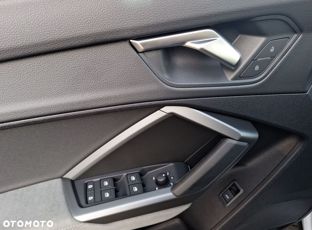 Audi Q3 40 TFSI Quattro S-Line S tronic - 10
