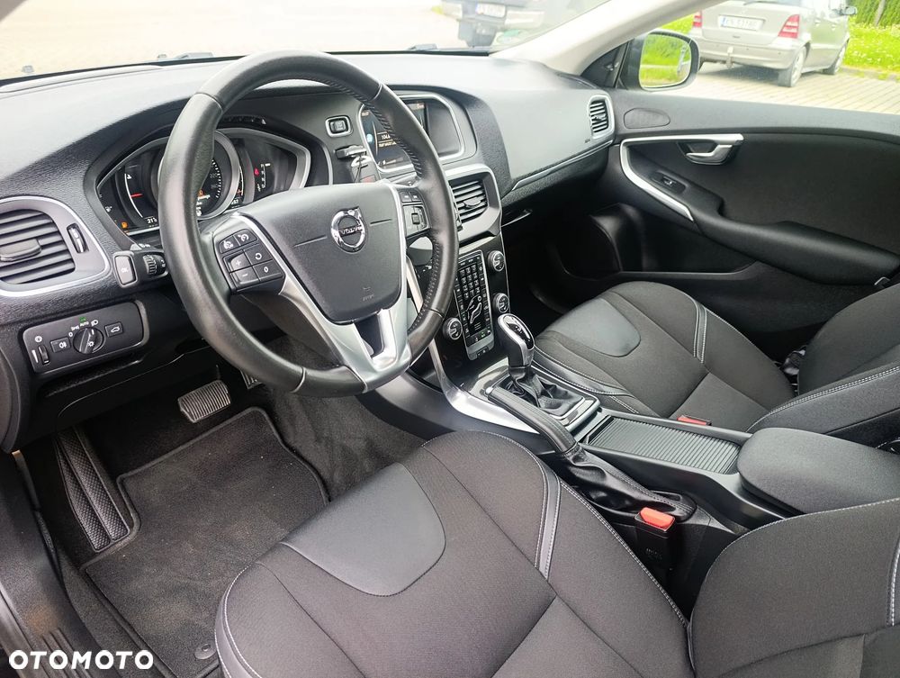 Volvo V40 T3 Geartronic Inscription - 13