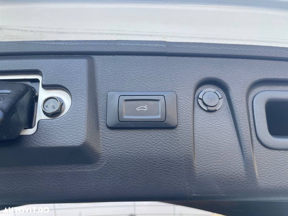 Infiniti QX30 2.0t DCT AWD Premium - 32