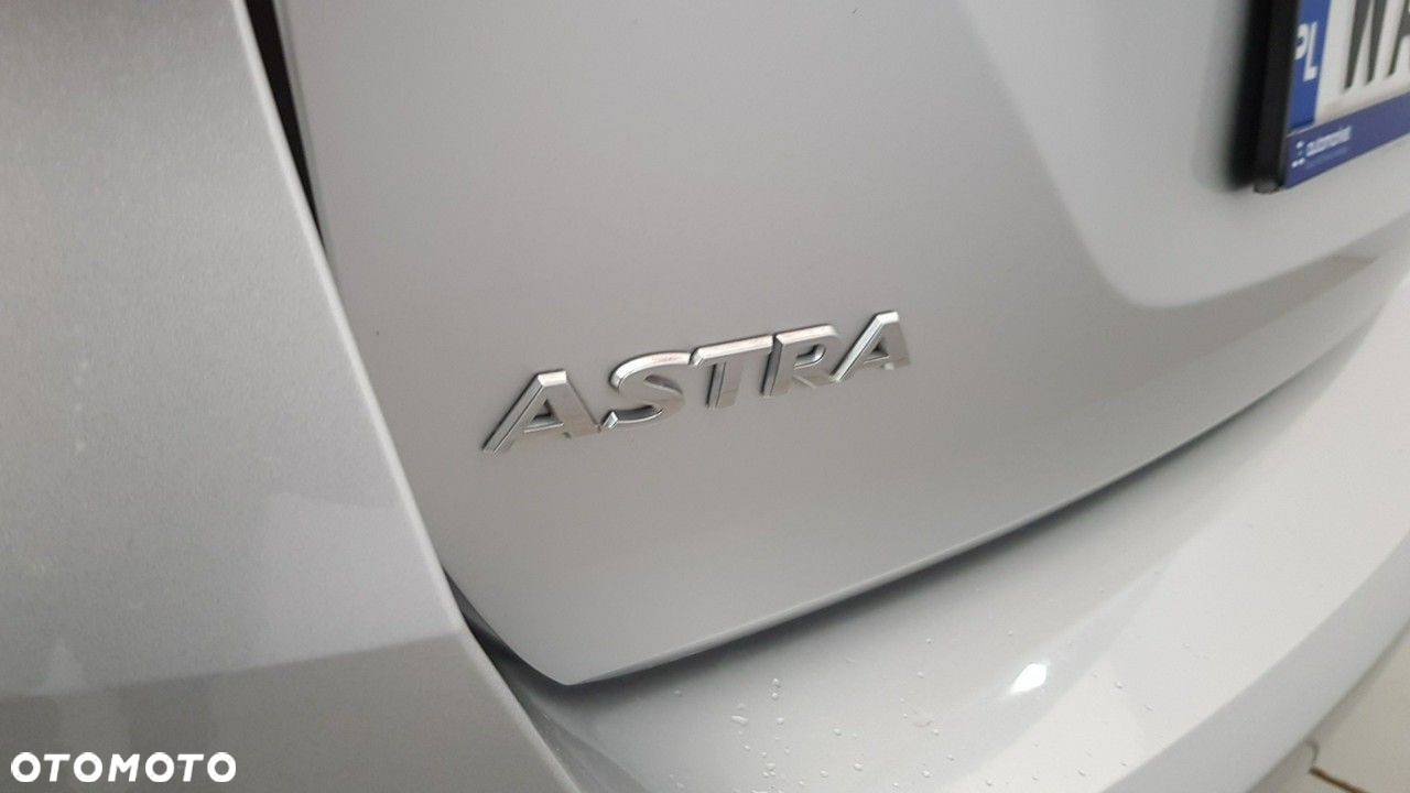 Opel Astra - 18