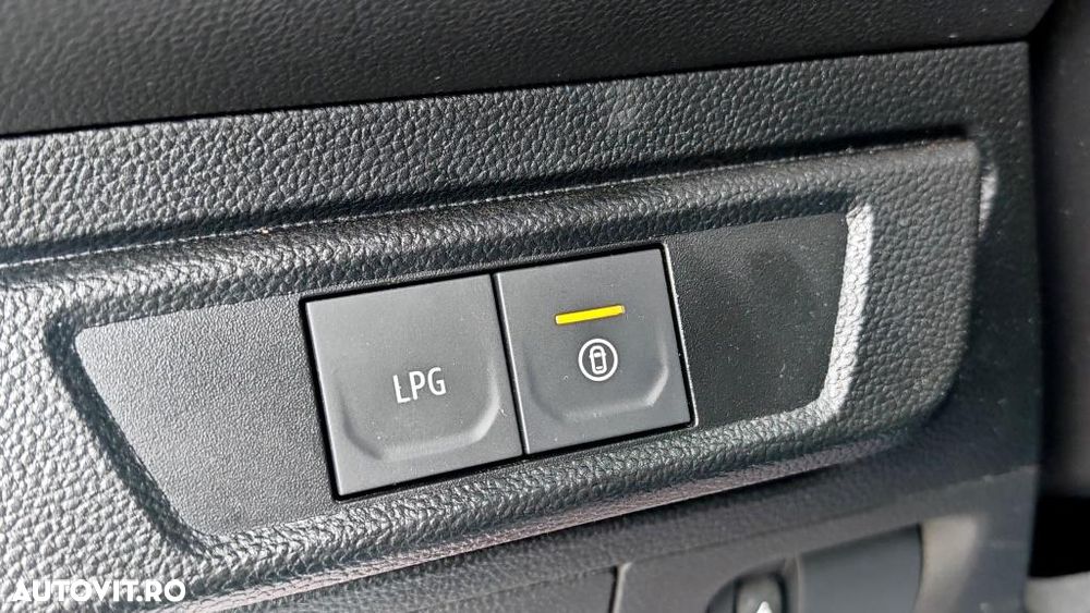 Dacia Logan TCe 90 MT6 Journey - 20