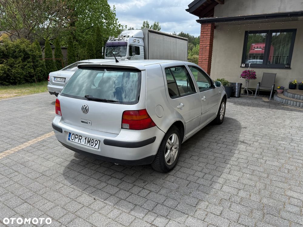 Volkswagen Golf 1.9 TDI - 4