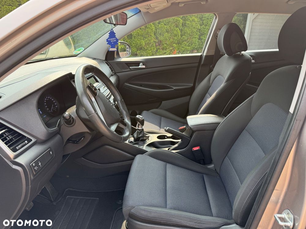 Hyundai Tucson blue 1.6 GDi 2WD Trend - 15
