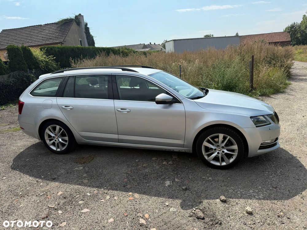 Skoda Octavia 2.0 TDI SCR Style DSG - 11