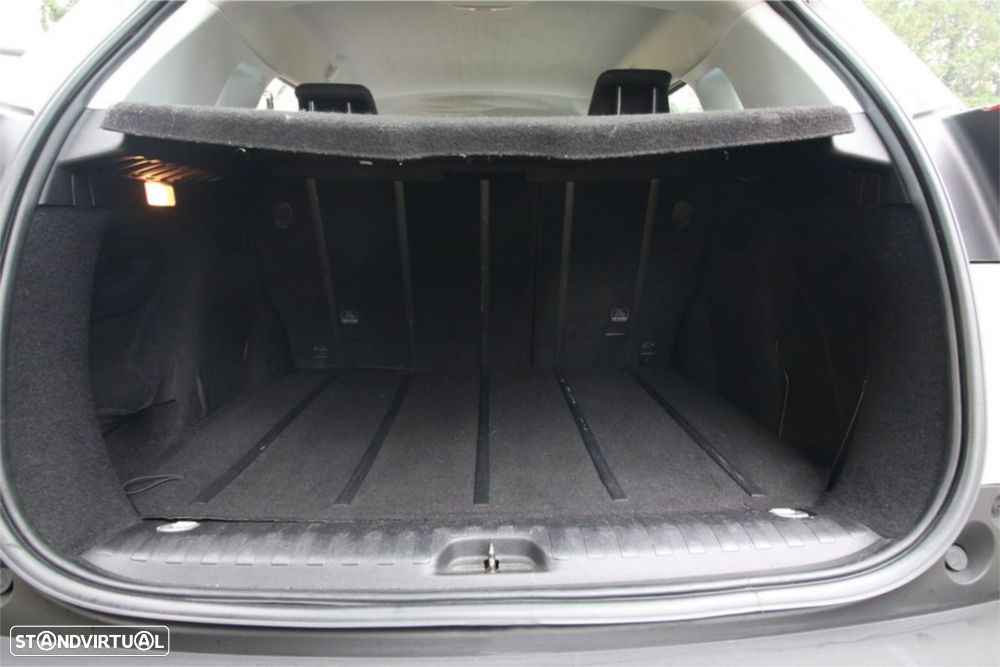 Peugeot 2008 1.4 HDi Allure - 23