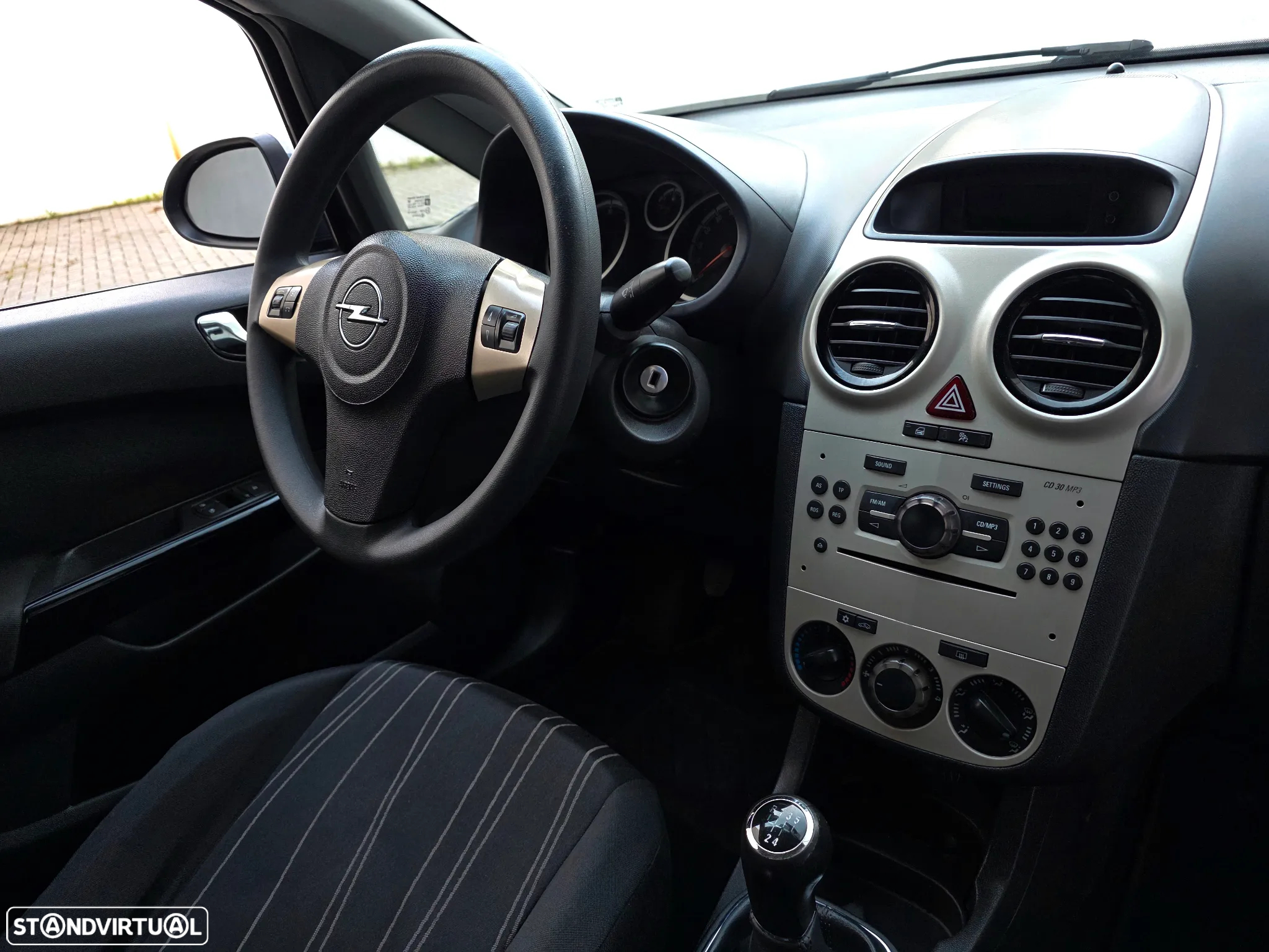 Opel Corsa 1.3 CDTi Enjoy - 44