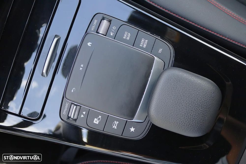 Mercedes-Benz CLA 250 e 8G-DCT AMG Line - 26