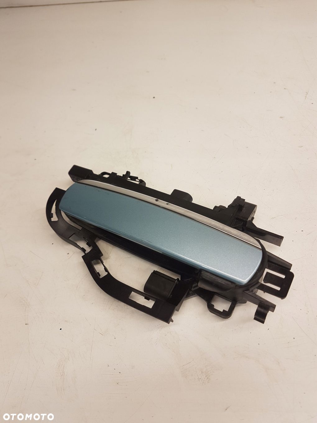 KLAMKA LEWY TYŁ AUDI A6 C6 4F0839885 KEYLESS - 1