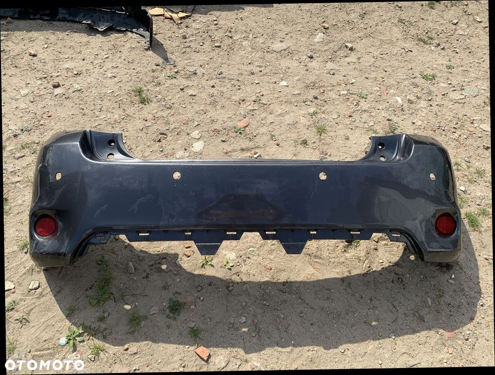 TOYOTA AURIS I LIFT 2010-2012 HB ZDERZAK TYLNY TYŁ - 1