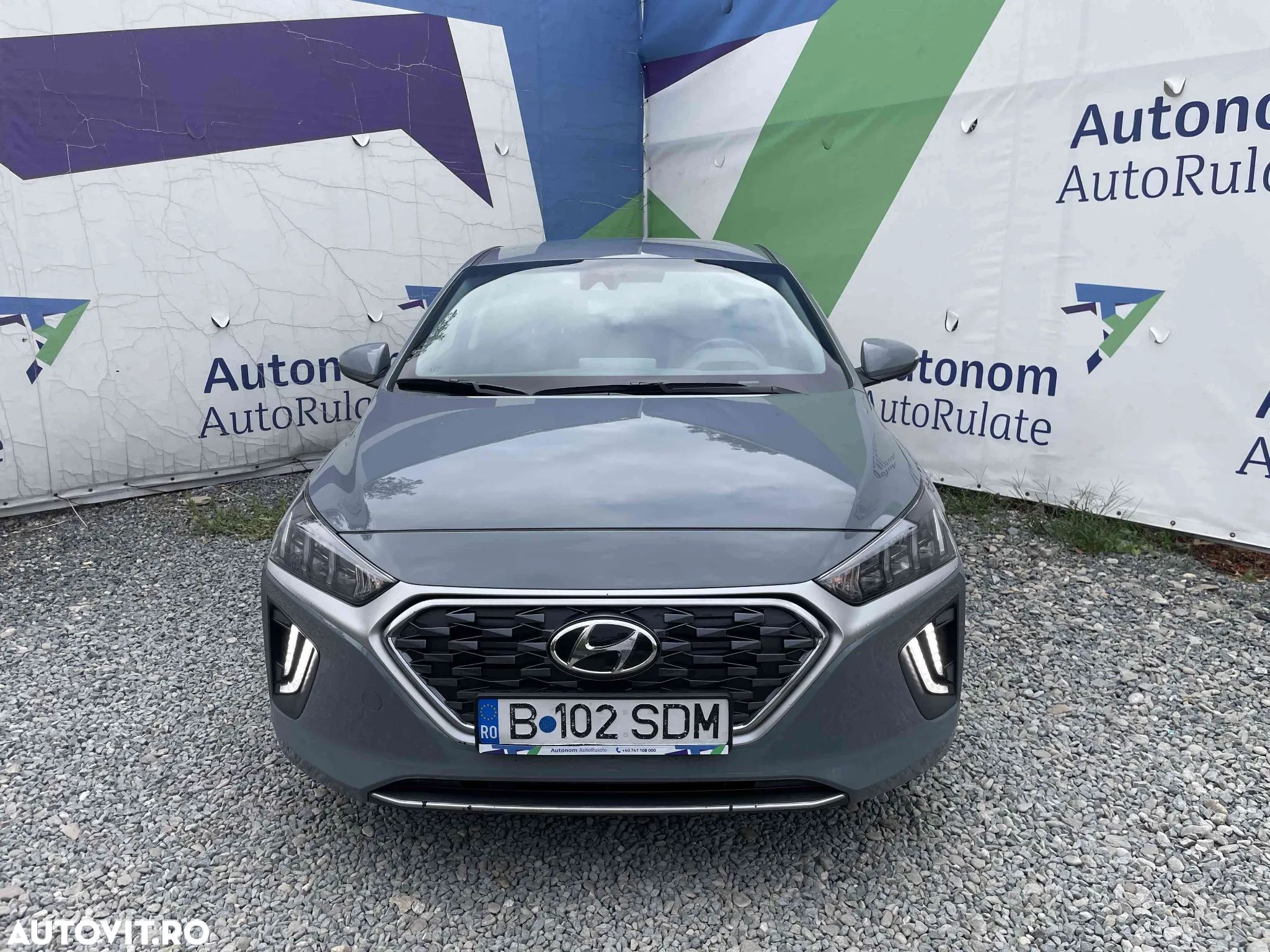 Hyundai IONIQ - 1