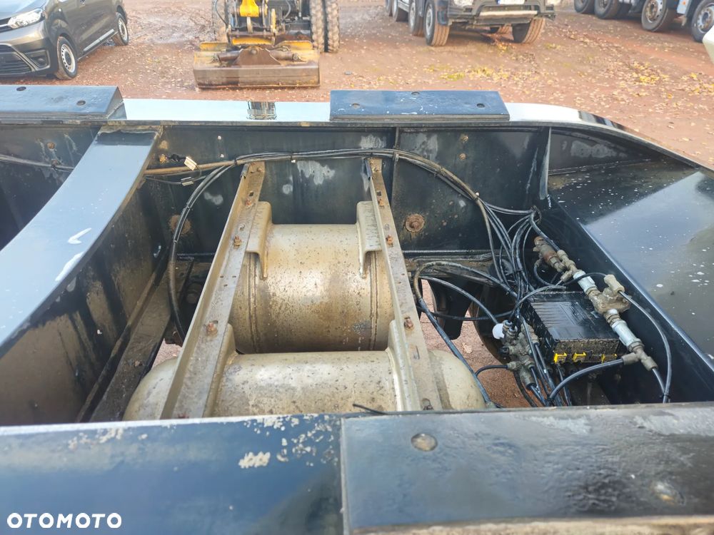 Schwarzmuller hks 2 osiowa aluminiowa - 12