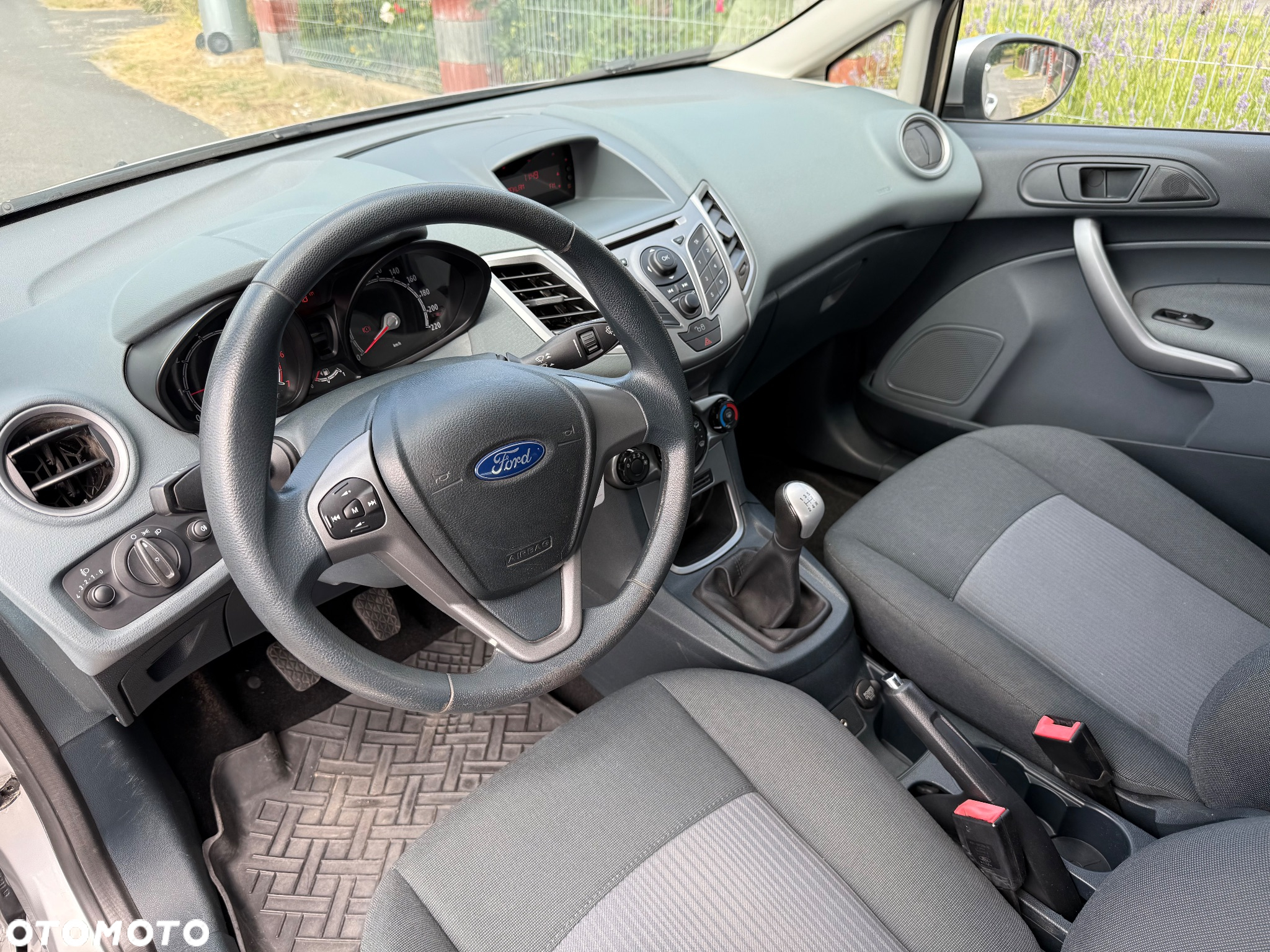 Ford Fiesta 1.25 Ambiente - 13