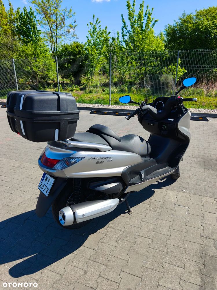 Yamaha Majesty - 4