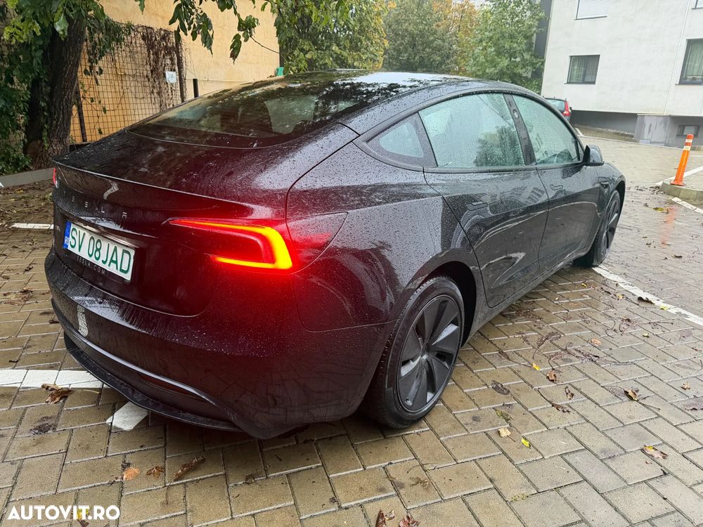 Tesla Model 3 RWD - 4
