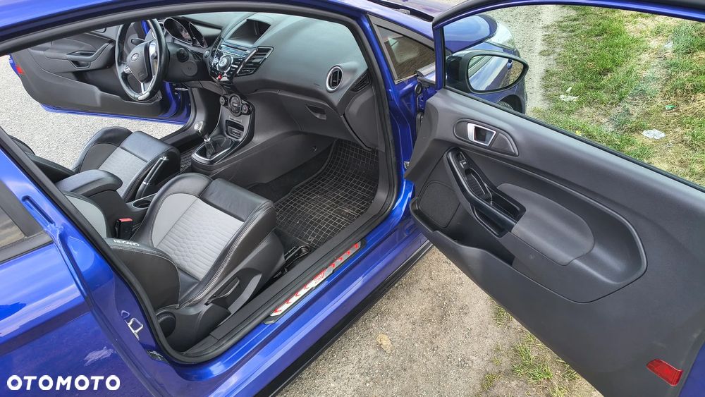 Ford Fiesta ST EU6 - 10