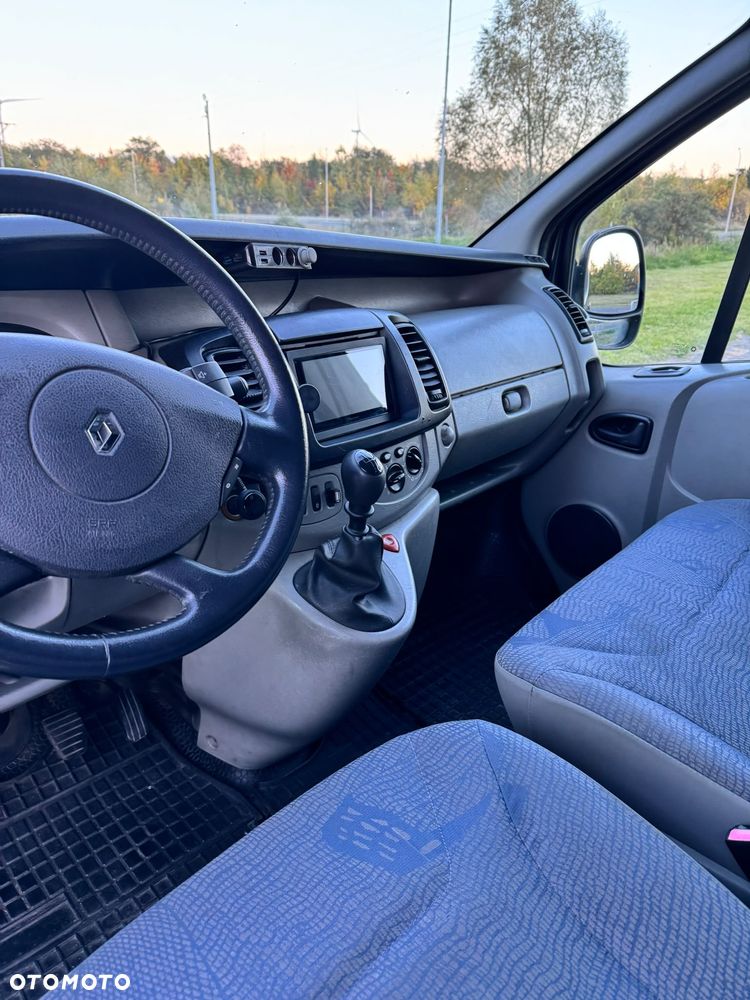 Renault Trafic - 8