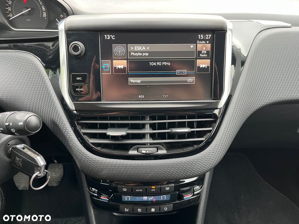 Peugeot 2008 Blue-HDi FAP 100 STOP & START Style - 17
