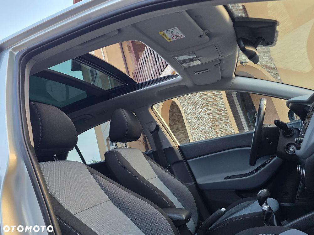 Hyundai i20 blue 1.2 YES Gold - 25