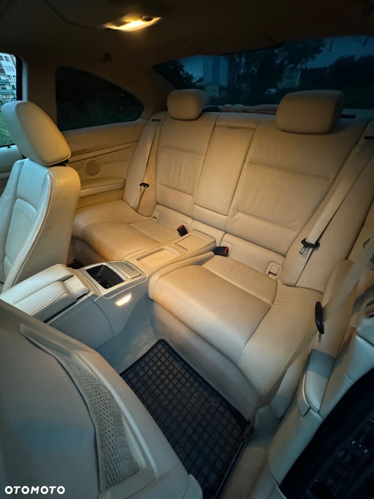BMW Seria 3 320d - 8