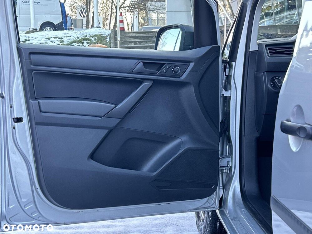 Volkswagen Caddy - 10