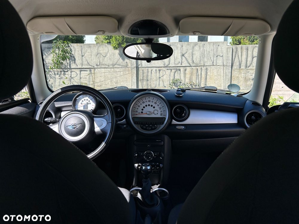 MINI ONE Standard - 9